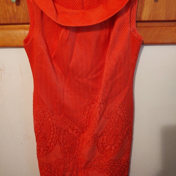 Dress - Picture 1 of 3